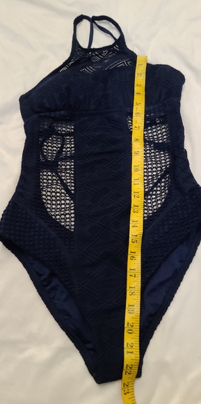 Vitamin A swimsuit - Picture 11 of 11